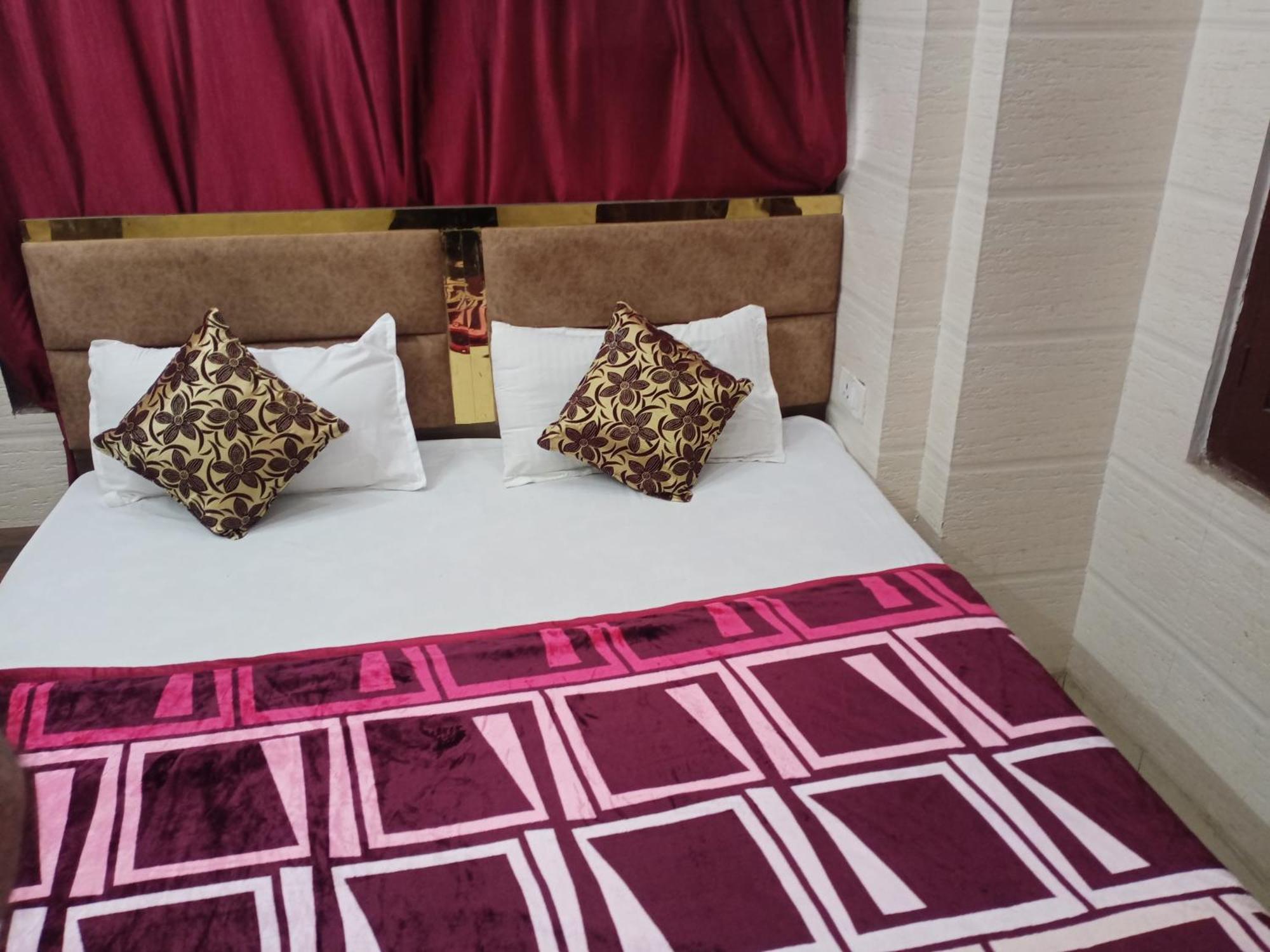 أمريتسار Arora Guest House المظهر الخارجي الصورة